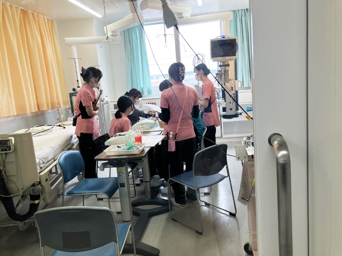 新人ローテーション病棟研修の様子