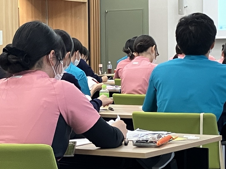 新人研修の様子