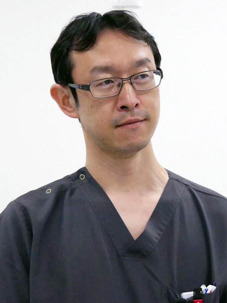 消化器内科部長 滝原 浩守