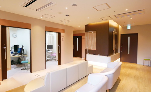 ブレストセンター